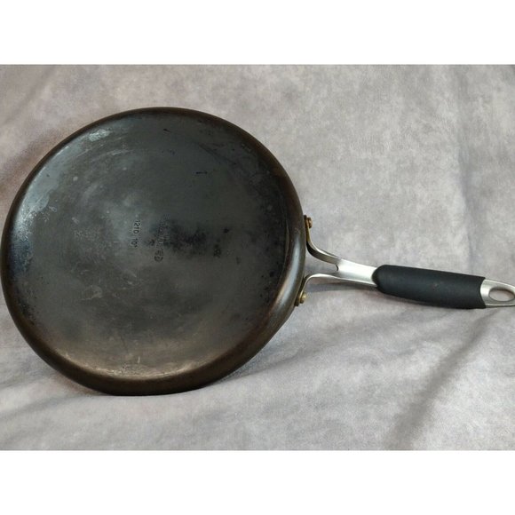 Calphalon 10" Round Griddle Skillet Pan - Picture 4 of 7